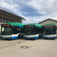Der Busbetrieb Ettenhuber GmbH wird beim Kauf von drei neuen Bussen mit Elektroantrieb vom Freistaat unterstützt. © Busbetrieb Ettenhuber